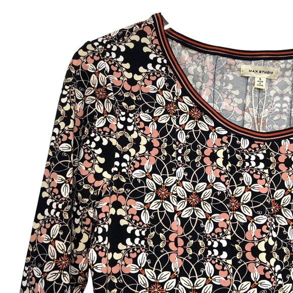 Max Studio Black & Peach Floral Knit Fit and Flare Dress Women's Size S - Picture 3 of 9
